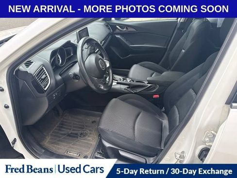 Used 2016 MAZDA MAZDA3 i Touring FWD image 10