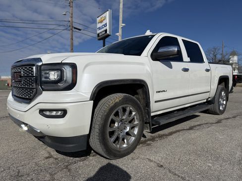 Used 2016 GMC Sierra 1500 Denali w/ Enhanced Driver Alert Package image 2