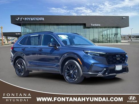 Used 2025 Honda CR-V Sport image 1