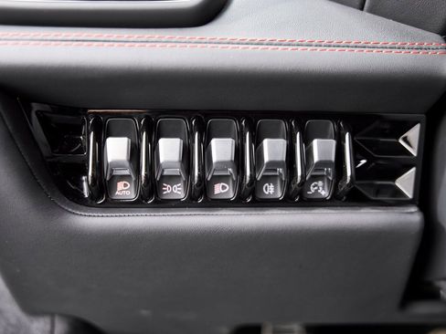 Used 2023 Lamborghini Huracan Tecnica image 52