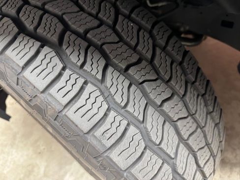 Used 2021 RAM 1500 Laramie image 30