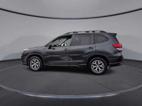 Used 2019 Subaru Forester Premium image 6