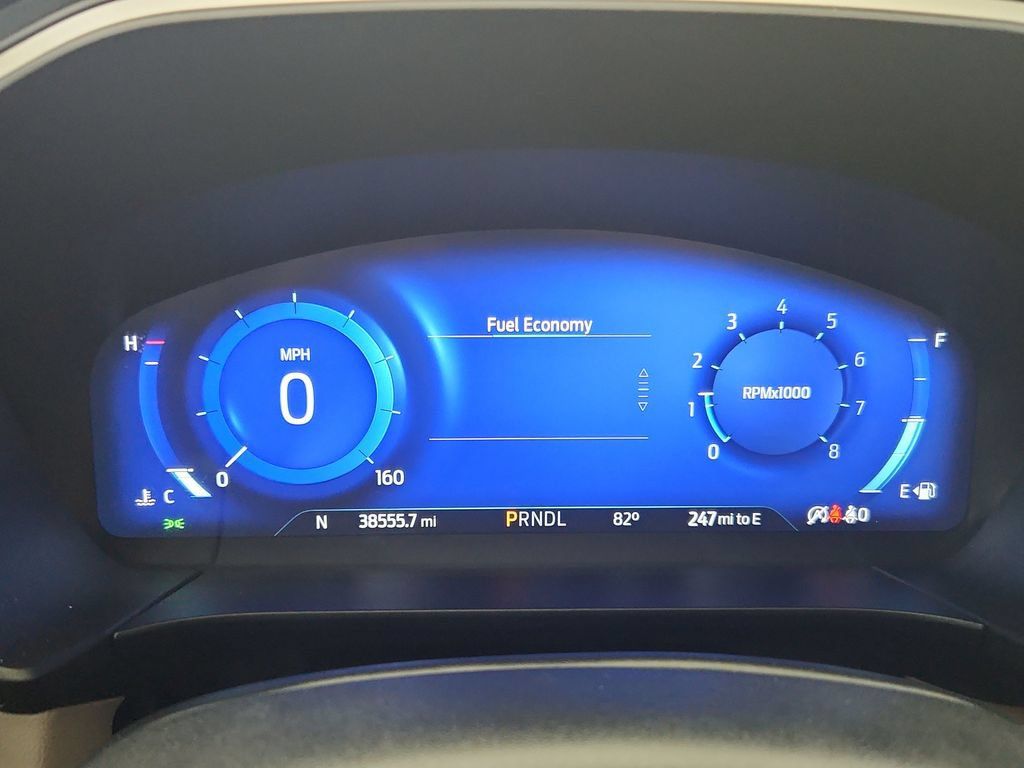 Used 2022 Ford Escape SEL w/ Technology Package FWD image 25