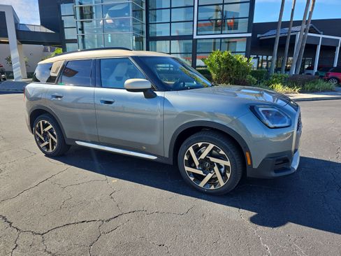 New 2026 MINI Cooper Countryman S image 2