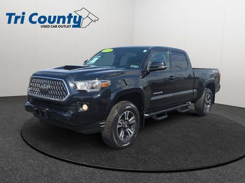 Certified 2019 Toyota Tacoma TRD Sport AWD/4WD image 3