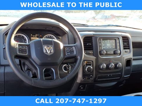Used 2017 RAM 1500 Express w/ Express Value Package image 15