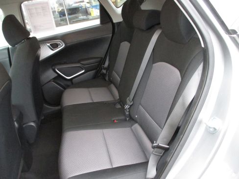 Used 2024 Kia Soul LX w/ Option Group 015 image 11