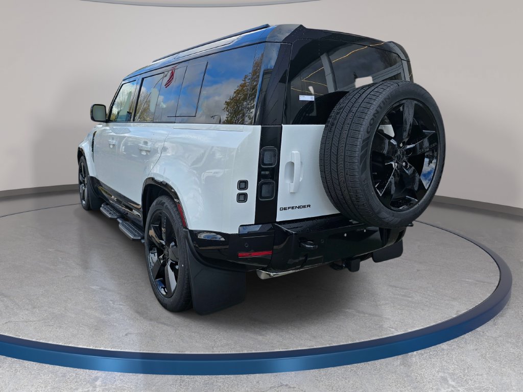 New 2026 Land Rover Defender 110 X-Dynamic SE AWD/4WD image 7