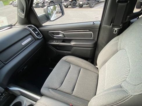 Used 2022 RAM 1500 Big Horn AWD/4WD image 25