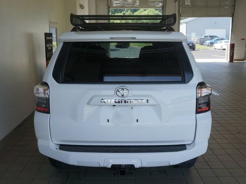 Used 2024 Toyota 4Runner SR5 Premium w/ 4Runner Black Package (TMS) AWD/4WD image 17