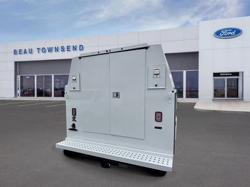 New 2026 Ford E-350 and Econoline 350 Super Duty w/ Power Equipment Group image 3