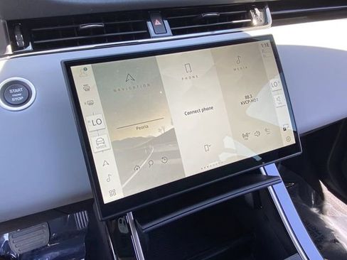 New 2026 Land Rover Range Rover Evoque S AWD/4WD image 8