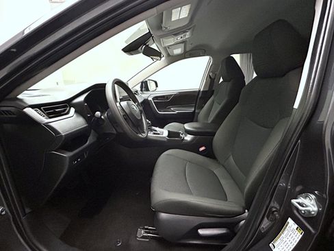 Used 2024 Toyota RAV4 LE image 10