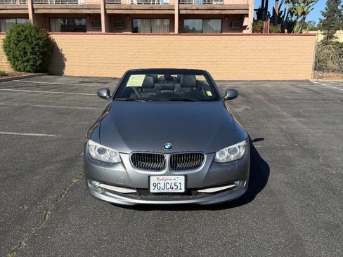 Used 2013 BMW 328i Convertible RWD image 2
