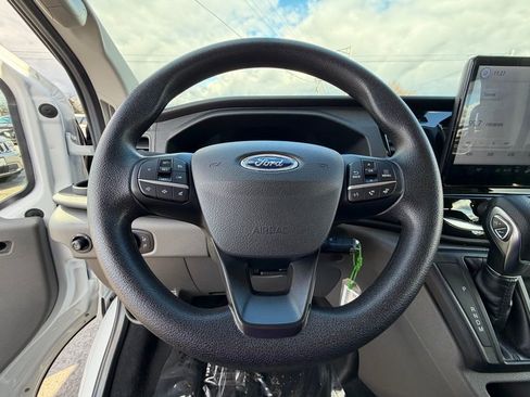 Used 2023 Ford Transit 350 XLT image 16