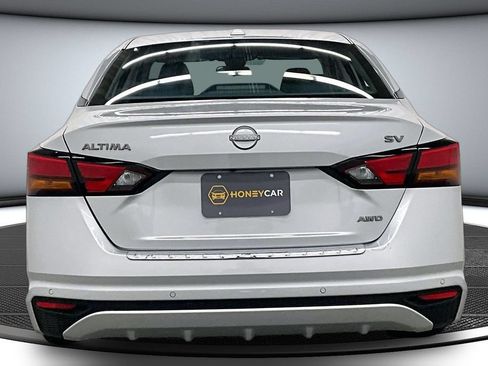 Used 2023 Nissan Altima 2.5 SV AWD/4WD image 5