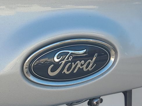 Used 2018 Ford Focus SE image 30