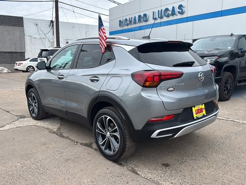 Used 2023 Buick Encore GX Select image 7