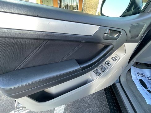 Used 2008 Toyota 4Runner SR5 image 12