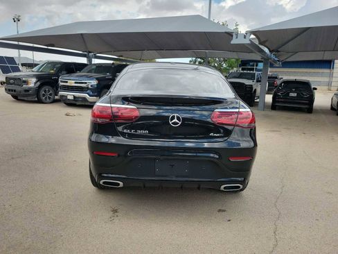 Used 2022 Mercedes-Benz GLC 300 4MATIC Coupe image 7