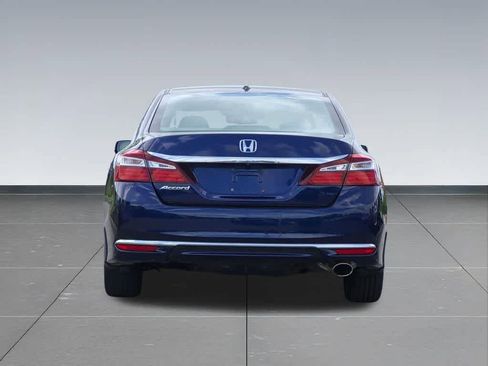 Used 2016 Honda Accord EX-L image 8