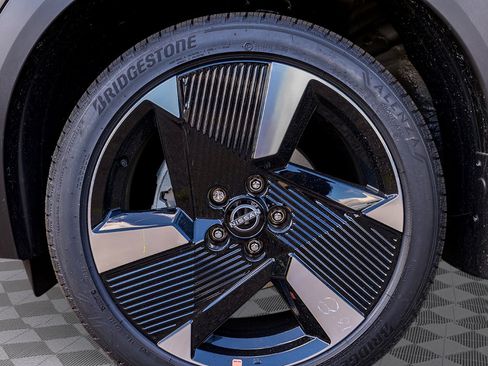 New 2026 Nissan Kicks SR w/ Cold Weather Package image 10