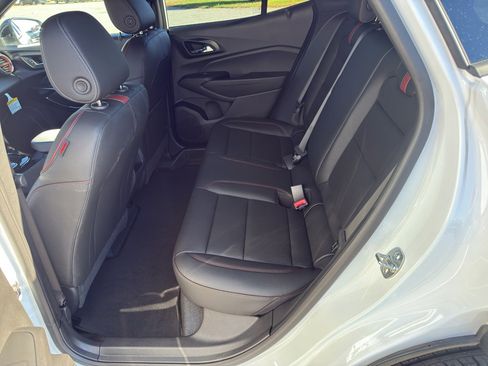 New 2026 Chevrolet Trax RS w/ Sunroof Package image 18