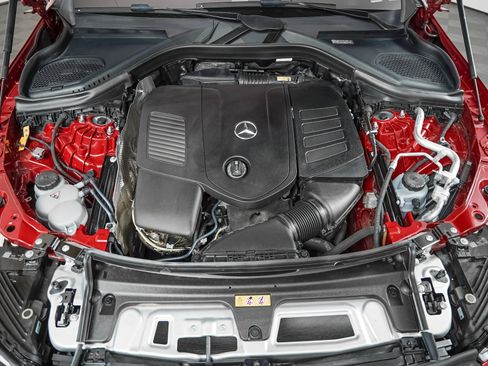 Certified 2025 Mercedes-Benz GLC 350e 4MATIC image 4