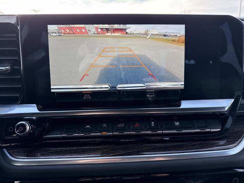 Used 2023 GMC Sierra 1500 Elevation image 4