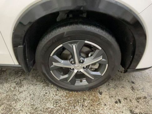 Certified 2025 Honda HR-V EX-L image 17
