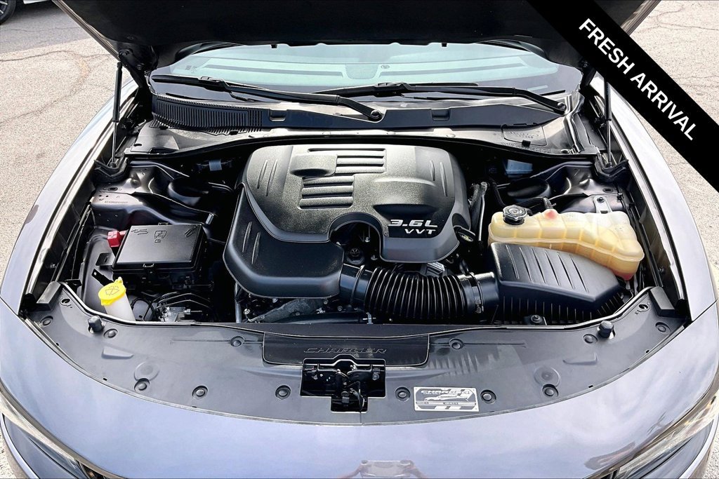 Used 2023 Dodge Charger SXT w/ Blacktop Package RWD image 28
