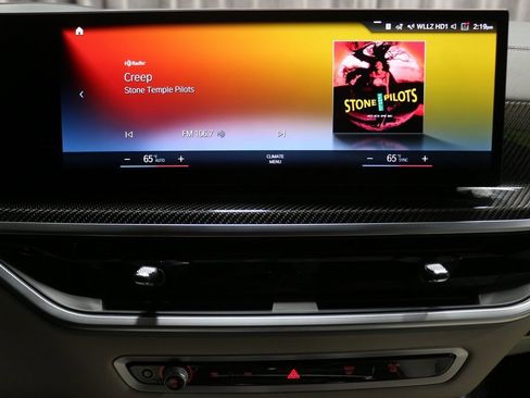 Certified 2023 BMW X7 M60i w/ Executive Package image 22