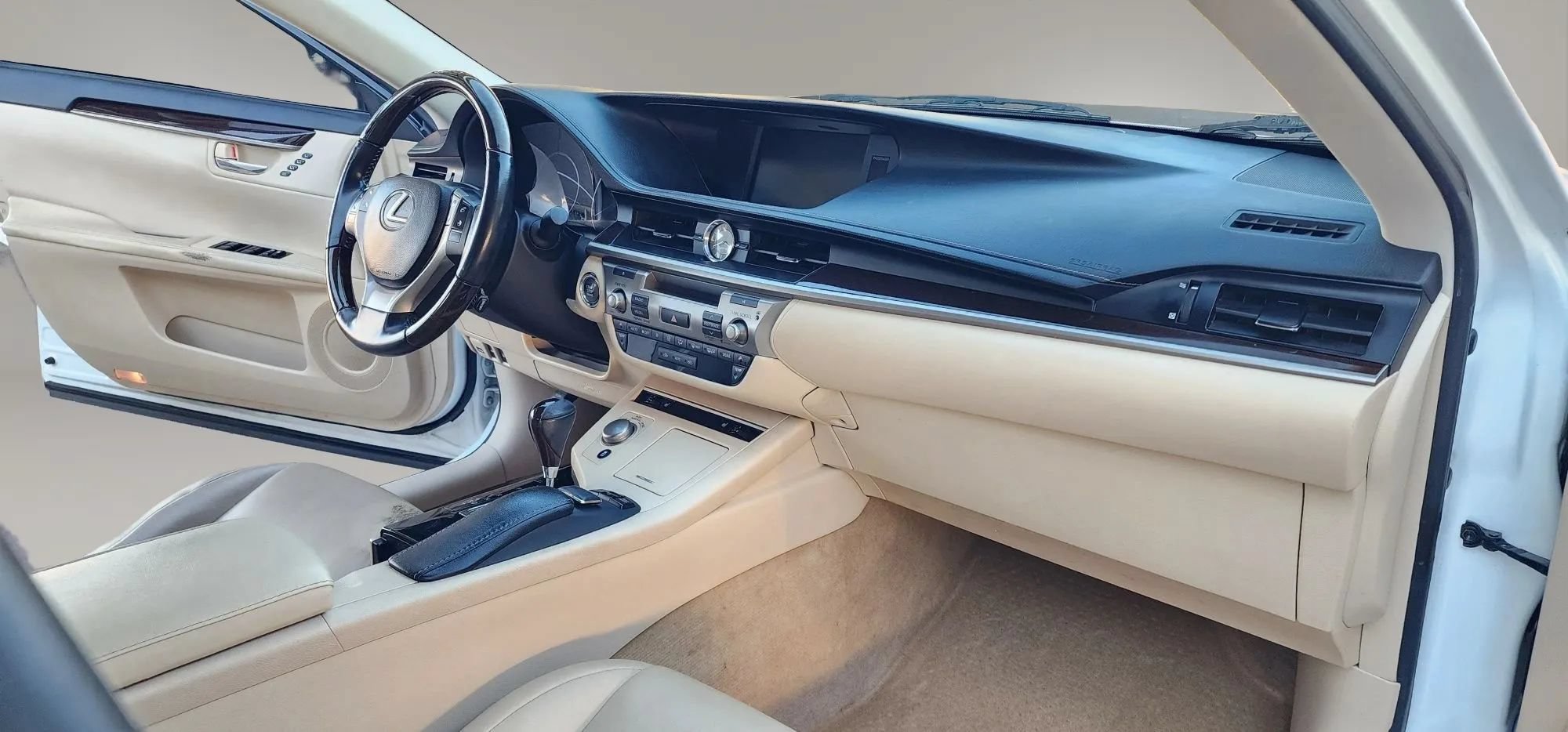 Used 2013 Lexus ES 350 w/ Premium Pkg FWD image 11