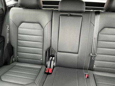 New 2026 Volkswagen Atlas Cross Sport SEL R-Line image 12