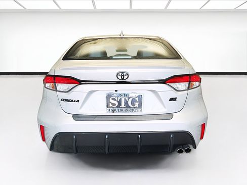 Used 2025 Toyota Corolla SE FWD image 5