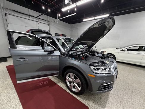 Used 2018 Audi Q5 2.0T Premium Plus w/ Premium Plus Package AWD/4WD image 47