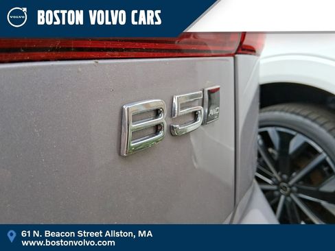New 2026 Volvo XC60 B5 Plus w/ Protection Package Premier AWD/4WD image 8