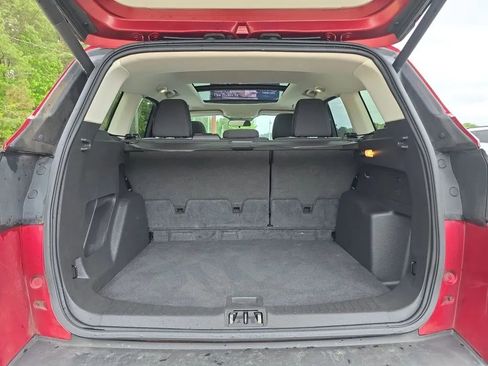 Used 2017 Ford Escape SE w/ Equipment Group 201A FWD image 47