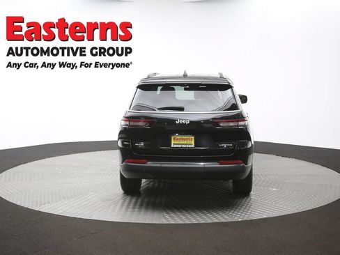 Used 2024 Jeep Grand Cherokee L Limited w/ Luxury Tech Group II AWD/4WD image 39