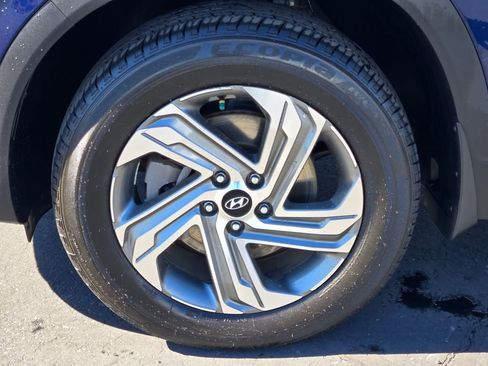 Used 2021 Hyundai Santa Fe SEL w/ Convenience Package image 9