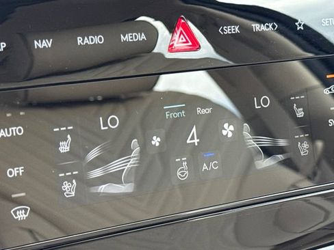 Used 2025 Genesis G80 3.5T Sport image 24