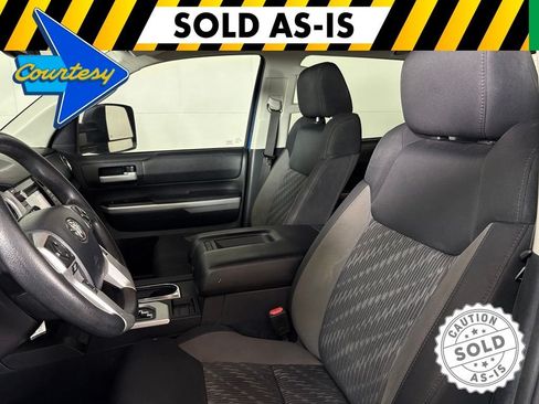 Used 2018 Toyota Tundra SR5 w/ SR5 Upgrade Package AWD/4WD image 18
