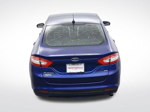 Used 2016 Ford Fusion SE FWD image 26