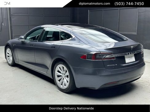 Used 2017 Tesla Model S 100D image 5