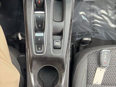 Used 2022 Chevrolet Bolt LT FWD image 22