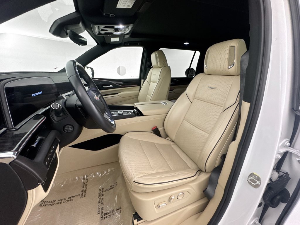 Used 2024 Cadillac Escalade ESV Premium Luxury AWD/4WD image 20