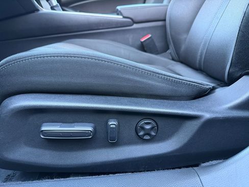 Used 2020 Honda Accord EX image 28