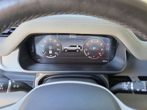 Used 2020 Land Rover Defender 110 S image 19