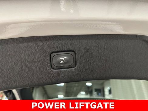 Used 2024 Ford Edge SEL w/ Convenience Package image 34