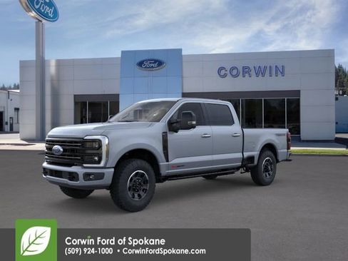 New 2026 Ford F250 Platinum AWD/4WD image 3